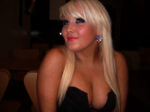 Femme de Moulins en manque de tendresse cherche rencontre
