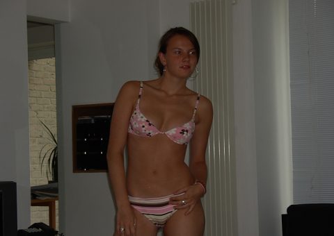 Femme gourmande et sexy pour rencontre sexe Vénissieux