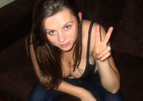 Femme mariée a besoin de rencontre sexe Villeurbanne